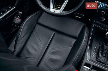 Внедорожник / Кроссовер Audi Q3 2022 в 