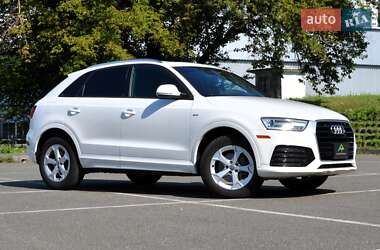 Внедорожник / Кроссовер Audi Q3 2017 в 