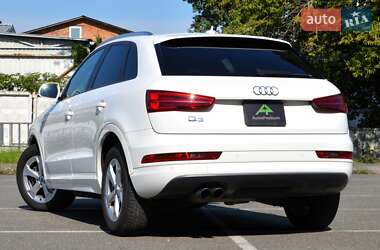 Внедорожник / Кроссовер Audi Q3 2017 в 