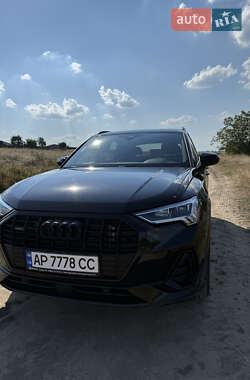Внедорожник / Кроссовер Audi Q3 2023 в 