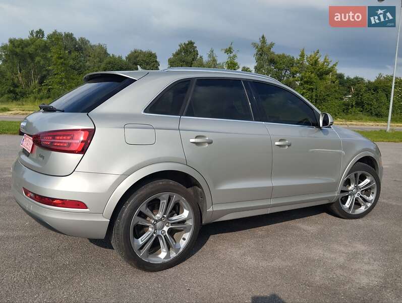 Внедорожник / Кроссовер Audi Q3 2016 в Кривом Роге