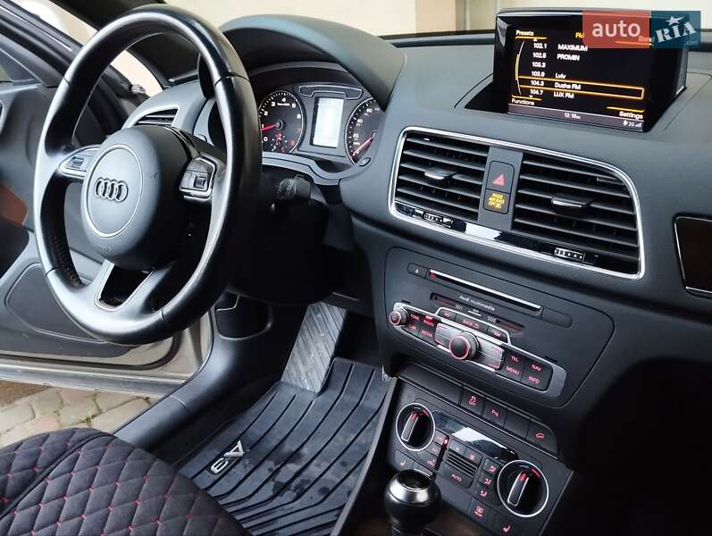 Внедорожник / Кроссовер Audi Q3 2016 в Кривом Роге