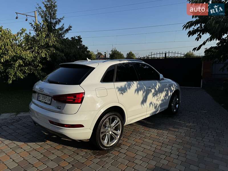 Внедорожник / Кроссовер Audi Q3 2017 в Полтаве