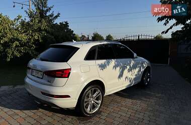 Внедорожник / Кроссовер Audi Q3 2017 в 