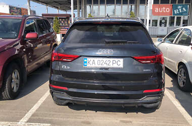 Внедорожник / Кроссовер Audi Q3 2022 в 