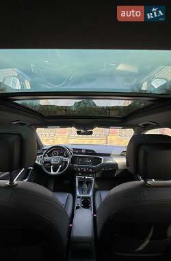 Внедорожник / Кроссовер Audi Q3 2019 в 