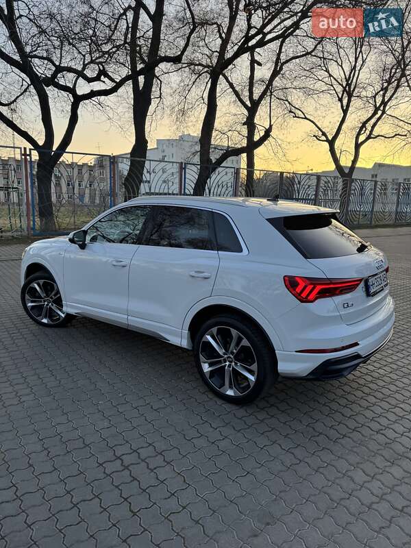 Внедорожник / Кроссовер Audi Q3 2019 в Измаиле фото 10 Внедорожник / Кроссовер Audi Q3 2019 в Измаиле
