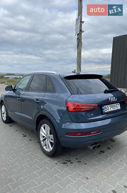 Внедорожник / Кроссовер Audi Q3 2017 в 