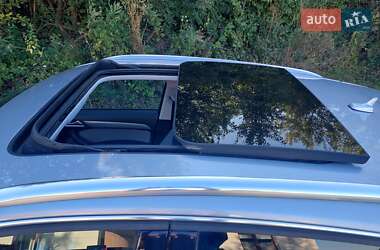 Внедорожник / Кроссовер Audi Q3 2016 в 