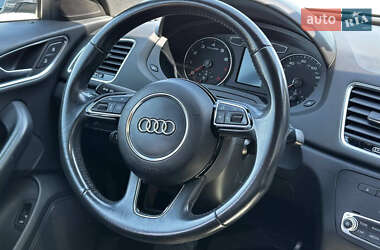 Внедорожник / Кроссовер Audi Q3 2016 в 
