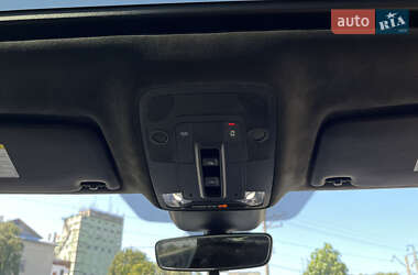 Внедорожник / Кроссовер Audi Q3 2020 в 