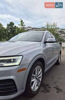 Внедорожник / Кроссовер Audi Q3 2017 в 
