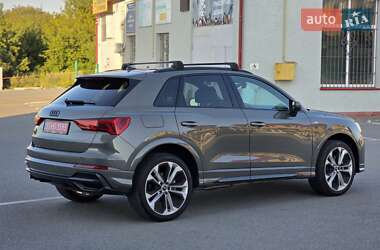 Внедорожник / Кроссовер Audi Q3 2020 в 
