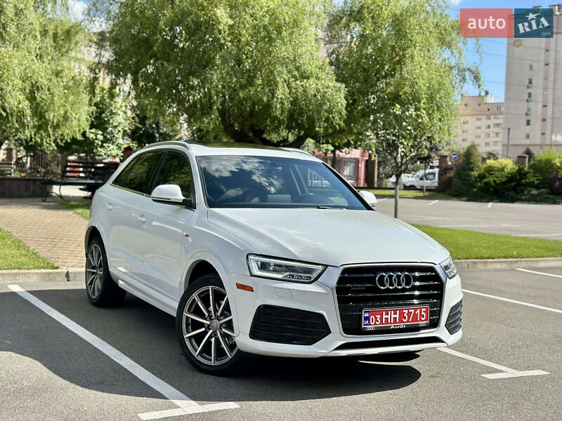 Внедорожник / Кроссовер Audi Q3 2018 в Киеве