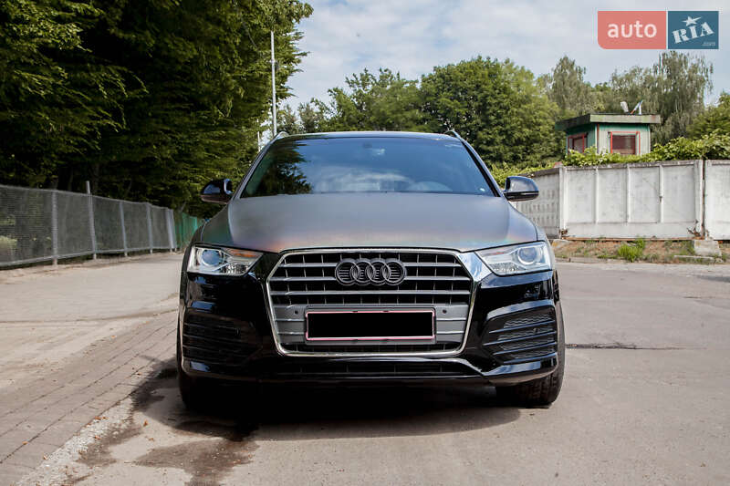 Внедорожник / Кроссовер Audi Q3 2017 в Львове