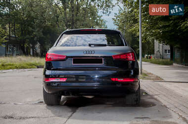 Внедорожник / Кроссовер Audi Q3 2017 в 