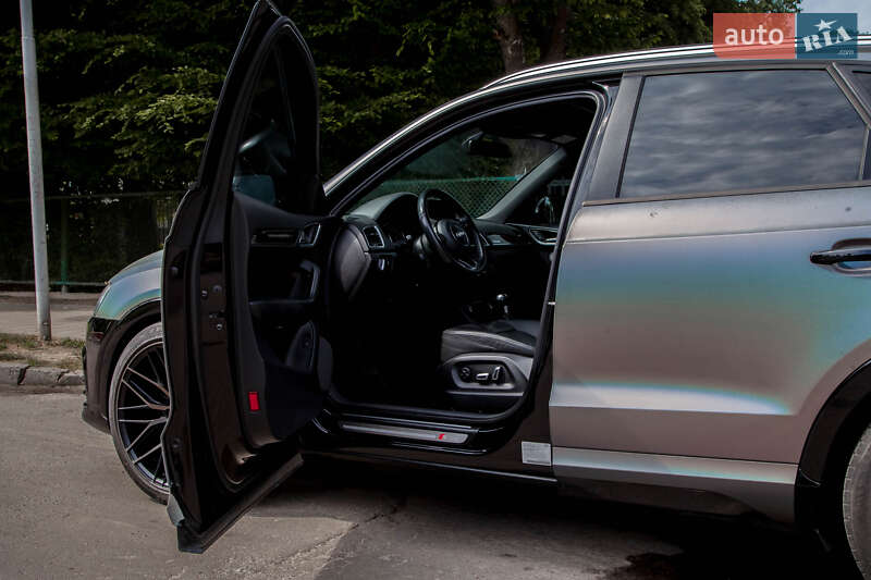 Внедорожник / Кроссовер Audi Q3 2017 в Львове