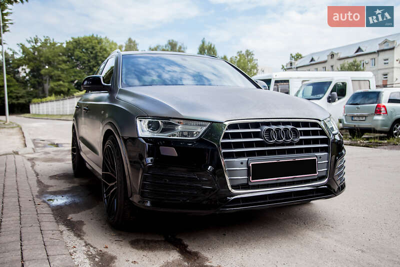Внедорожник / Кроссовер Audi Q3 2017 в 