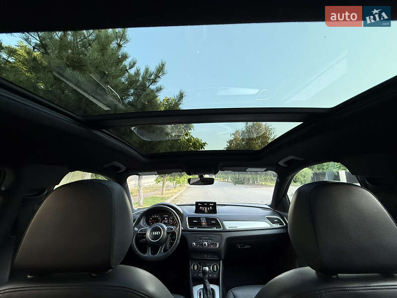 Внедорожник / Кроссовер Audi Q3 2018 в Одессе