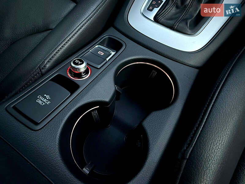 Внедорожник / Кроссовер Audi Q3 2018 в Одессе