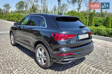 Внедорожник / Кроссовер Audi Q3 2021 в 