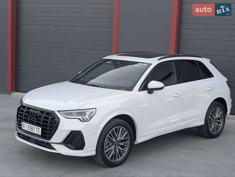 Внедорожник / Кроссовер Audi Q3 2023 в Борисполе