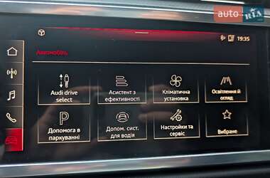 Внедорожник / Кроссовер Audi Q3 2023 в 