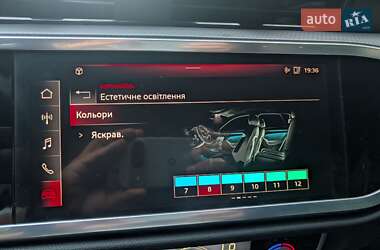 Внедорожник / Кроссовер Audi Q3 2023 в 