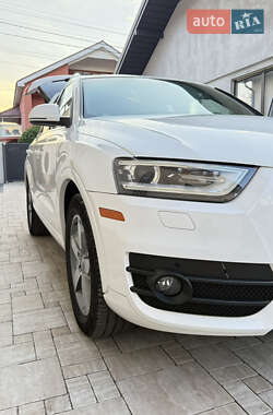 Внедорожник / Кроссовер Audi Q3 2014 в 