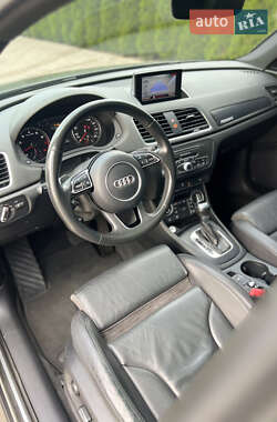 Внедорожник / Кроссовер Audi Q3 2017 в 