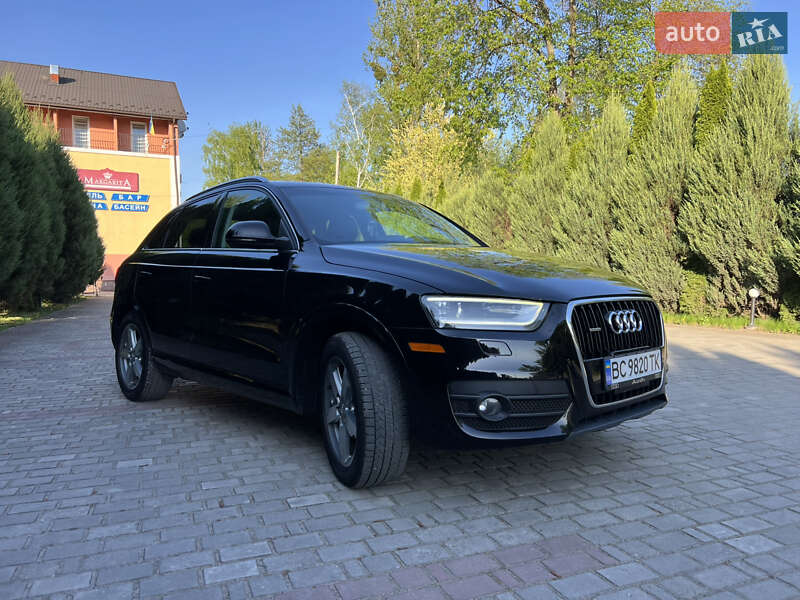 Внедорожник / Кроссовер Audi Q3 2014 в Самборе