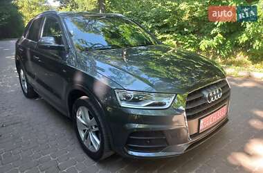 Внедорожник / Кроссовер Audi Q3 2017 в 