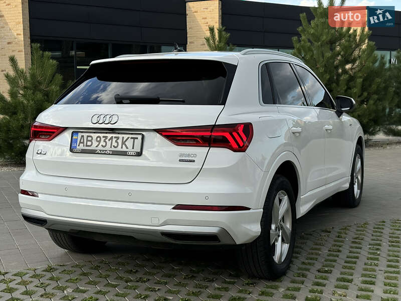 Внедорожник / Кроссовер Audi Q3 2019 в Хмельницком