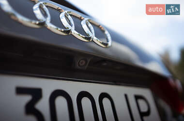Внедорожник / Кроссовер Audi Q3 2020 в 