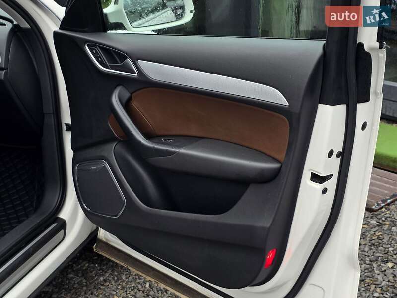 Внедорожник / Кроссовер Audi Q3 2015 в Тернополе