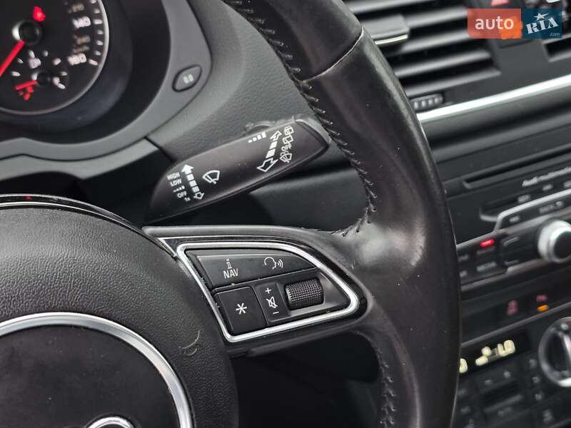 Внедорожник / Кроссовер Audi Q3 2015 в Тернополе