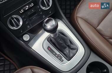 Внедорожник / Кроссовер Audi Q3 2015 в 