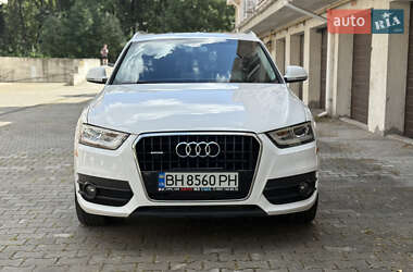 Внедорожник / Кроссовер Audi Q3 2014 в 