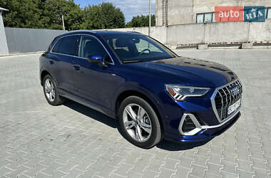 Внедорожник / Кроссовер Audi Q3 2020 в 