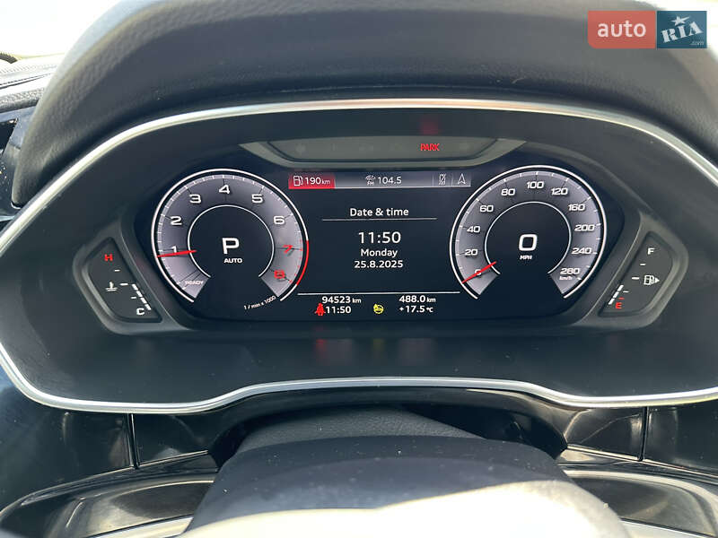 Внедорожник / Кроссовер Audi Q3 2020 в Тернополе