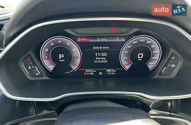 Внедорожник / Кроссовер Audi Q3 2020 в 