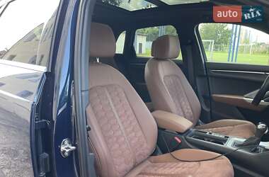 Внедорожник / Кроссовер Audi Q3 2019 в 