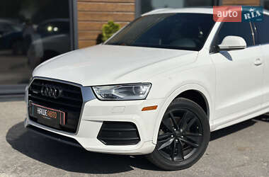 Внедорожник / Кроссовер Audi Q3 2016 в 