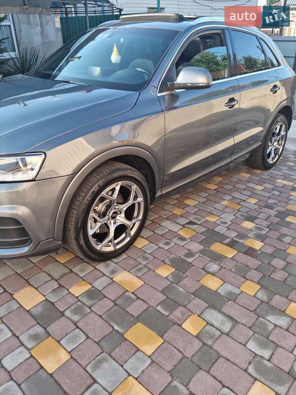 Внедорожник / Кроссовер Audi Q3 2016 в Запорожье