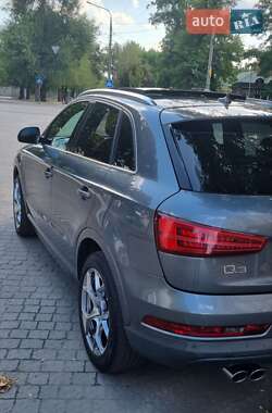 Внедорожник / Кроссовер Audi Q3 2016 в 