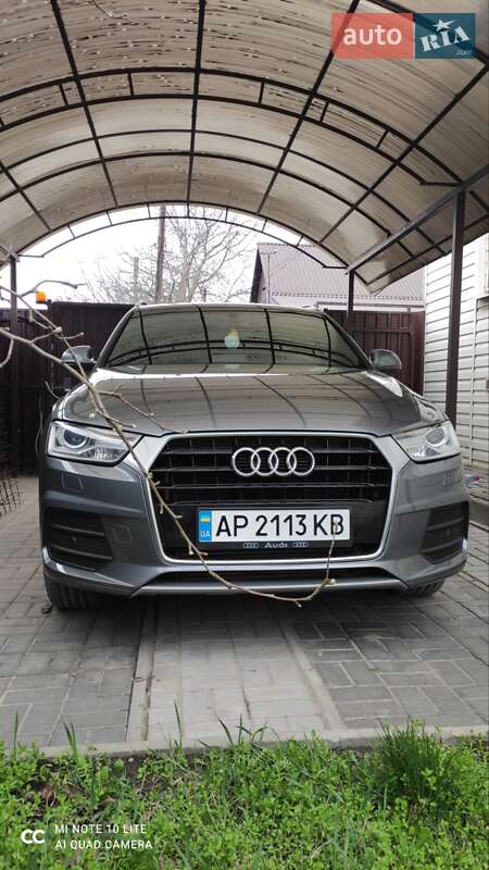 Внедорожник / Кроссовер Audi Q3 2016 в 
