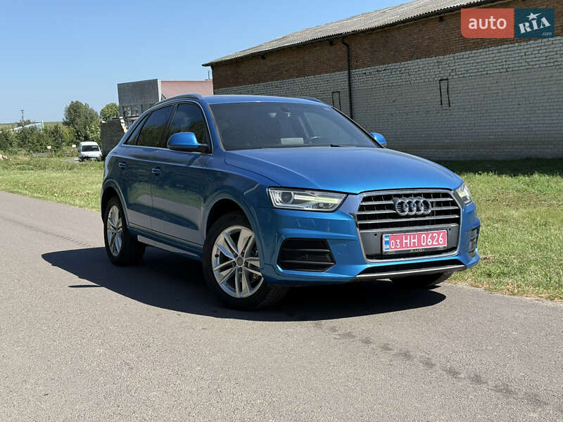 Внедорожник / Кроссовер Audi Q3 2016 в 
