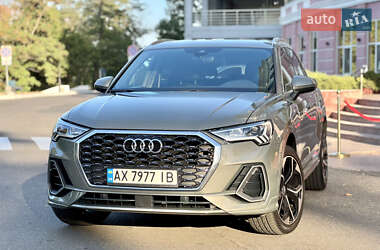 Позашляховик / Кросовер Audi Q3 2021 в Одесі