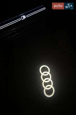 Внедорожник / Кроссовер Audi Q3 2021 в 