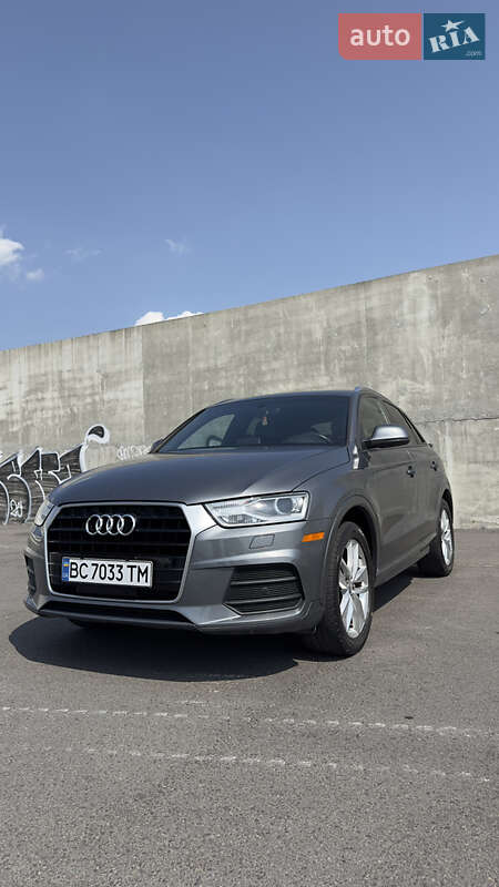 Внедорожник / Кроссовер Audi Q3 2017 в Львове